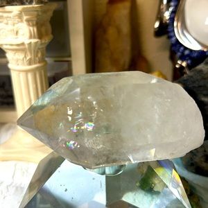 Natural quartz phantom, rainbows, crystal points,4" long 46mm 275g